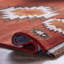 Tapis en laine touffeté et fabriqué à la main de style sud-ouest Saphirra-1839752255
