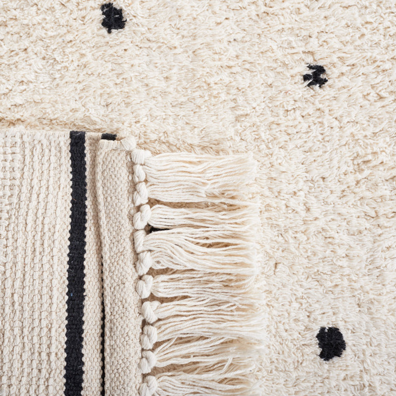 Huling Handwoven Area Rug In Ivory/Black, Rectangle 3' x 5'