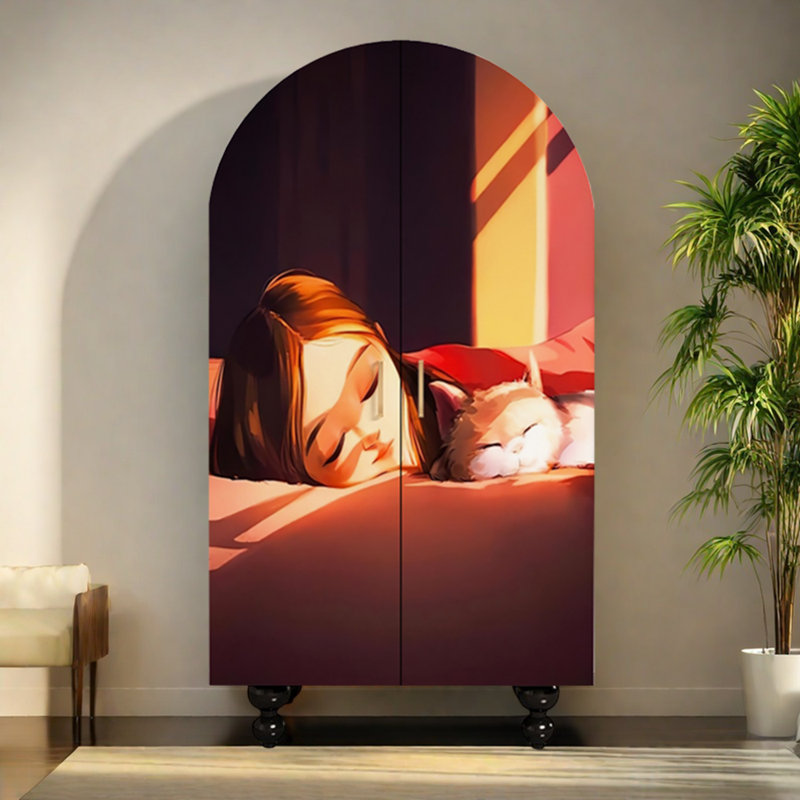 Armoire arquée avec tablettes et portes