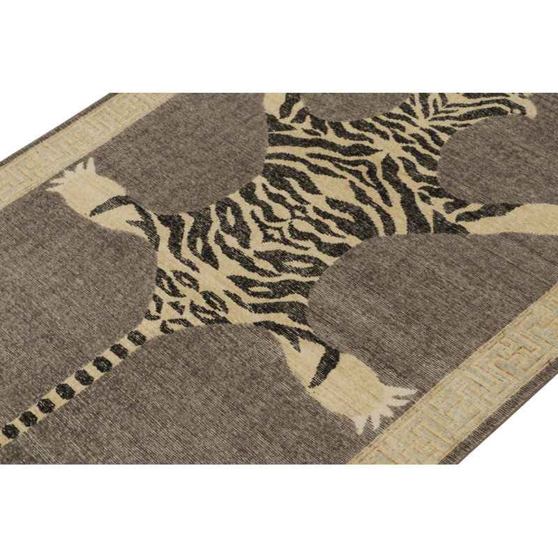 Distressed Homage Hand Knotted Wool Animal Print Area Rug, Rectangle 8' x 10'