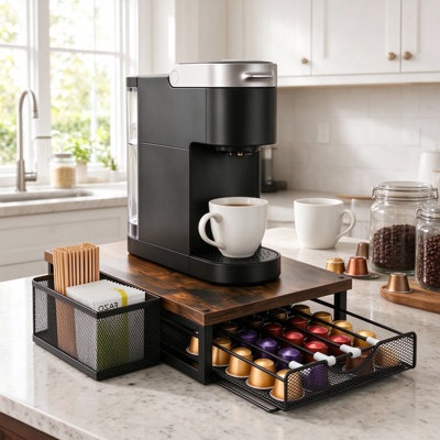 Porte-dosette pour comptoir à café avec tiroir coulissant et panier latéral, organisateur de station de café en bois, rangement pour capsules de café rustique compatible avec les lignes Original et Vertuo