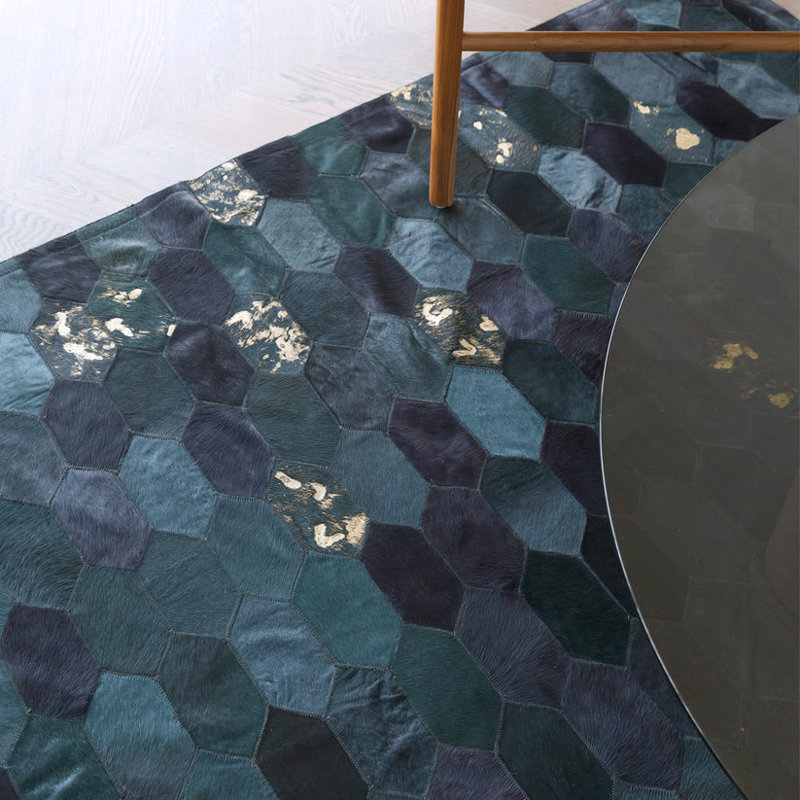 Hornet Rug