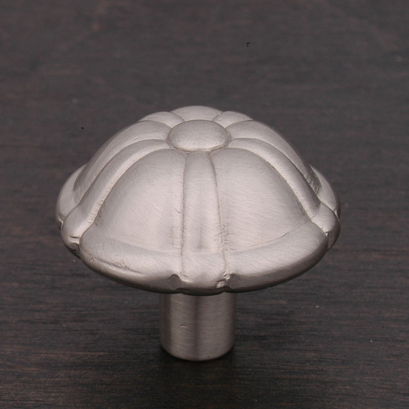 Poignée pétale CK Series, Diamètre du bouton 1,25 po, Nickel satiné