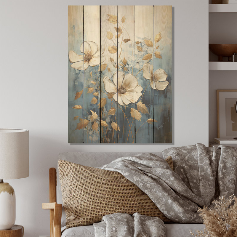 Collage de fleurs saisonnières beige et bleu I - art saisonnier sur bois de pin naturel, H 32 po x l 24 po