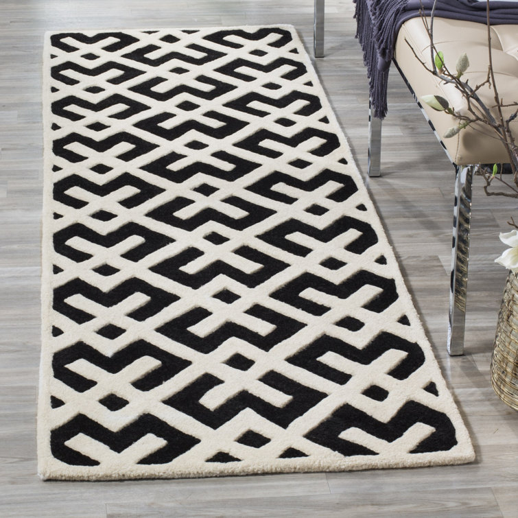 Teresita Hand Tufted Wool Geometric Rug