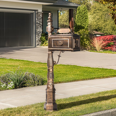 Metal Post Mounted Mailbox