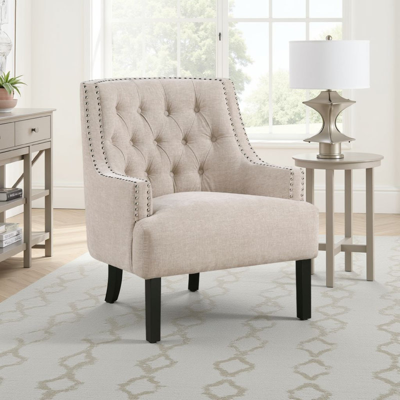 Fauteuil décoratif Daisie, chenille beige capitonnée, bois massif, Beige