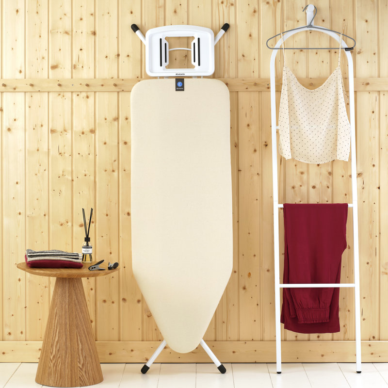 Grande planche à repasser avec support pour fer à repasser de taille C de Brabantia, Écru