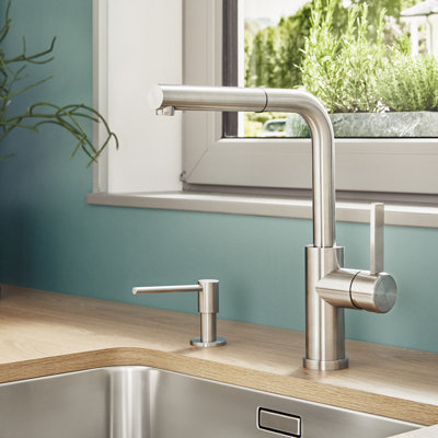 Lanora Pull Out Single Lever Monobloc Tap