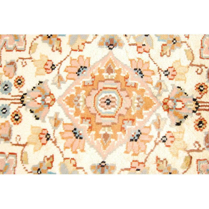 Original Classic Carpet Wool Made in Kashmir / Pakistan