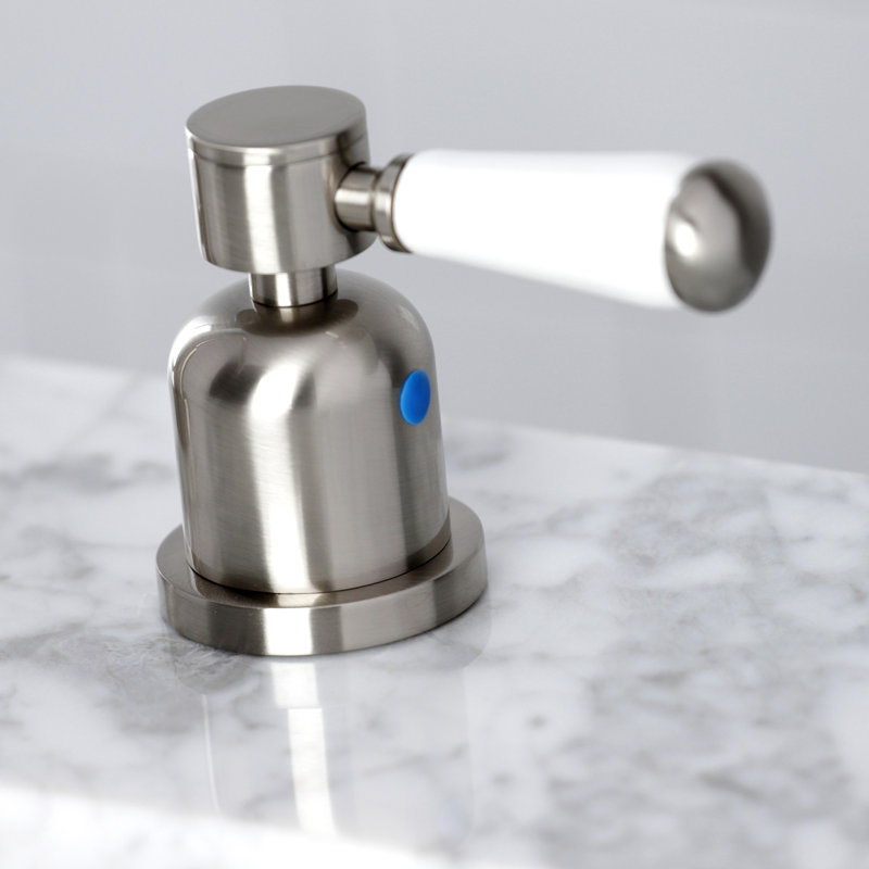 Robinet de salle de bain espacé avec ensemble de drain Paris, Nickel brossé
