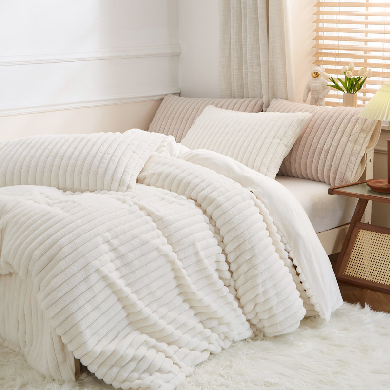 Nayoroom 3 Pieces Fluffy Striped Duvet Cover Set Super Soft Faux Fur Winter Warm Fuzzy Fleece Bedding Set, White