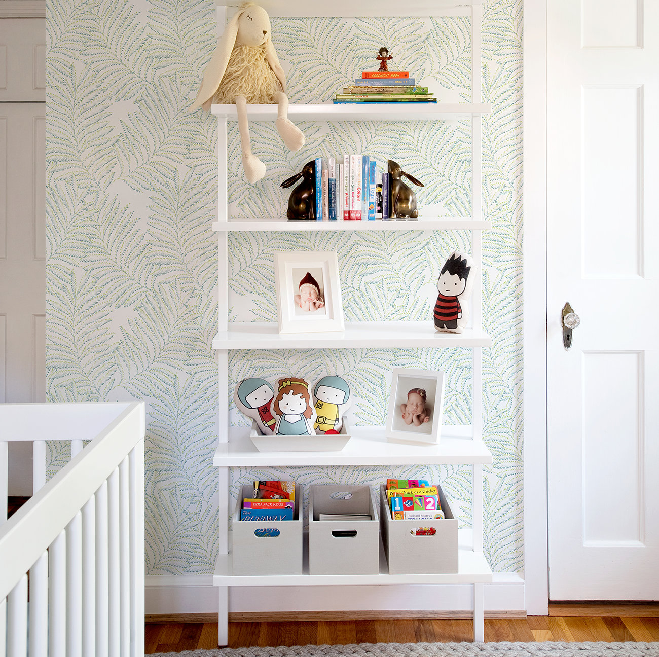 Palmina Modern Floral Wallpaper, Green