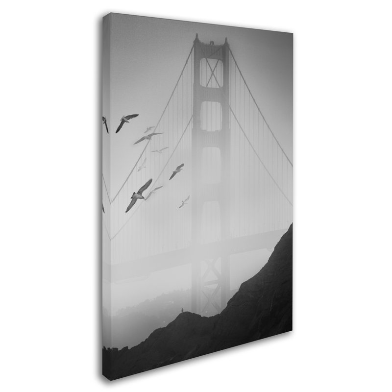 "Golden Gate Pier and Birds I" par Moises Levy, reproduction de photo sur toile tendue, H 19 po x l 12 po x P 2 po