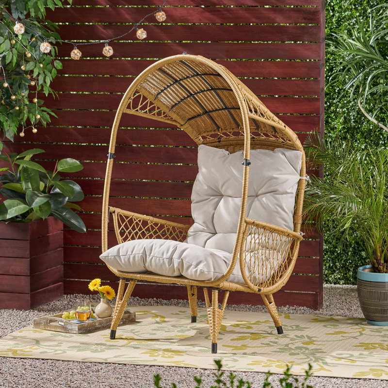 Outdoor Standing Basket