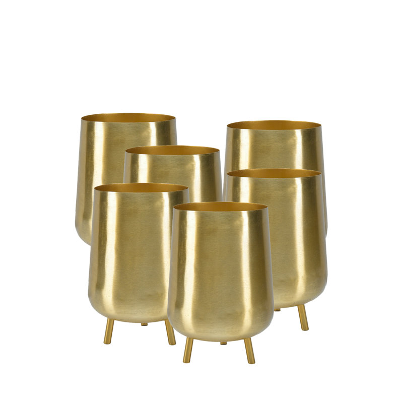 Sandora Metal Pot Planter