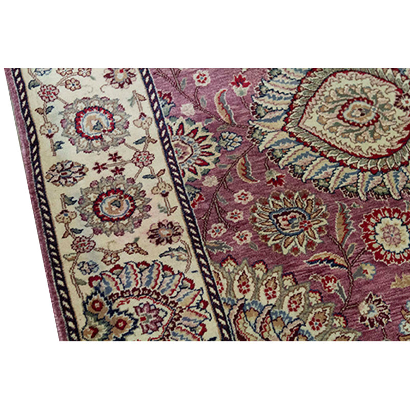 Tapis rose et ivoire de haute qualité noué à la main