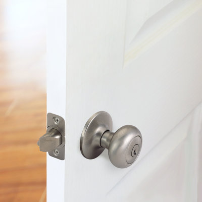 Cambridge Universal 6-Way Latch Keyed Entry Door Knob