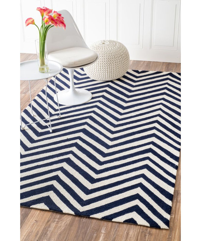 Tapis bleu marine à chevrons Wolfenbarger, Rectangle 9 pi 6 po x 13 pi 6 po