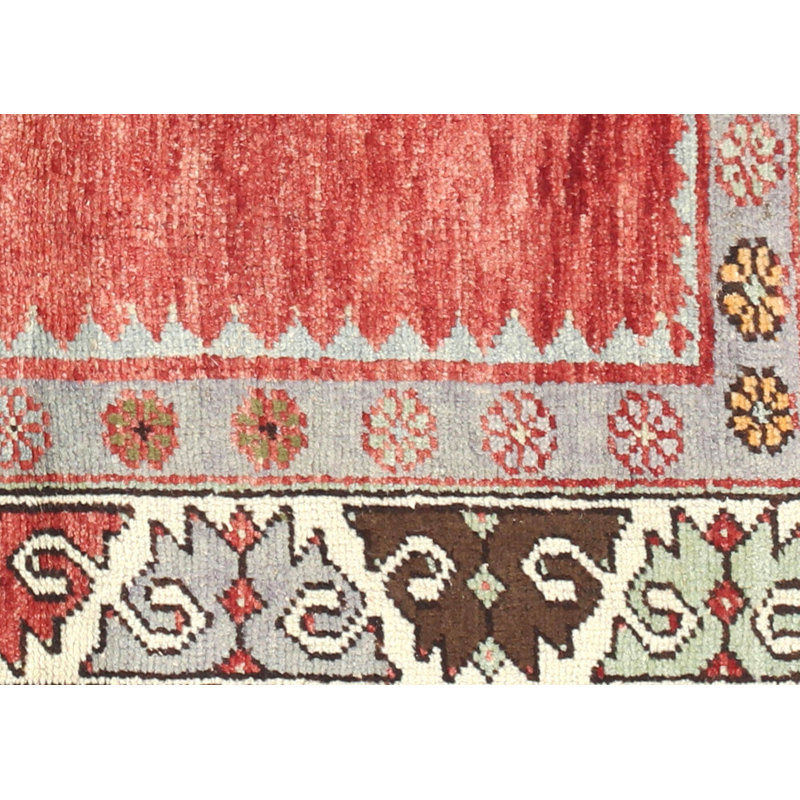 Yastic One-of-a-Kind 2'9" X 4'5" Area Rug