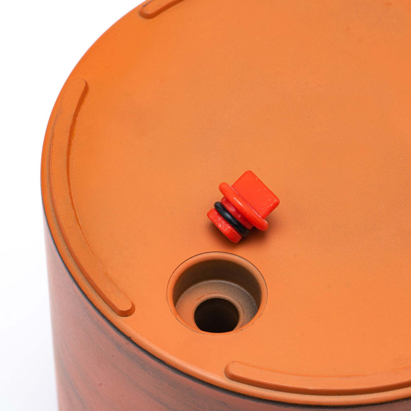 Self-Watering Plastic Planter Pot with Exquisite Craftsmanship and Eco-Friendly Design
