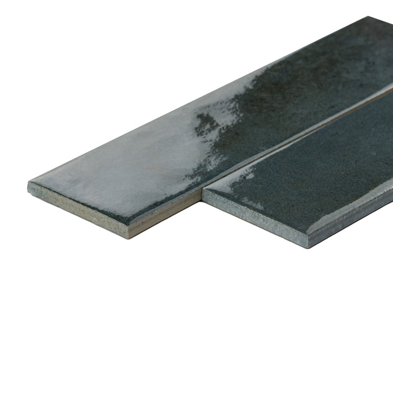 Carreaux de porcelaine miniature zellige 2,5 po x 9,5 po Miniature Soda, Vert pétrole