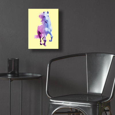 «Minimal Yelow Horse» par Mark Ashkenazi