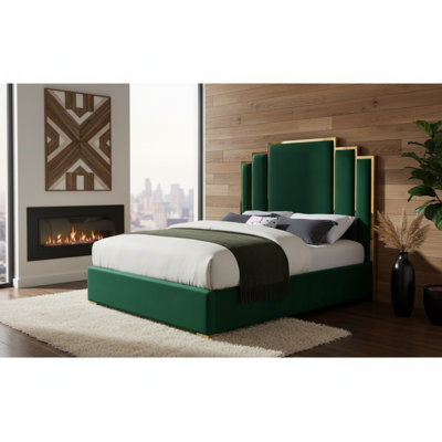 Hugo Tufted Solid Wood and Upholstered Platform Bed