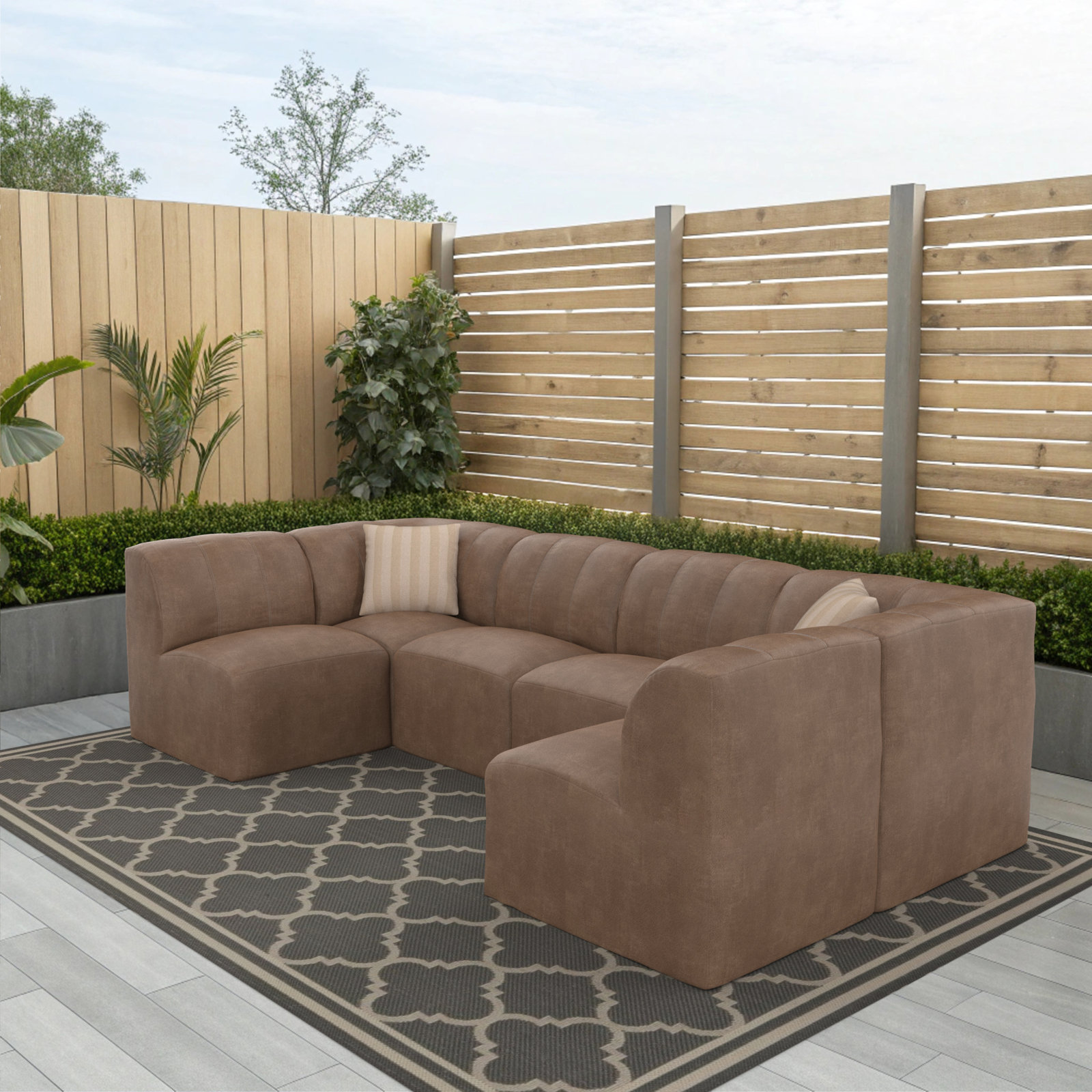 Praia 124" Patio Sectional