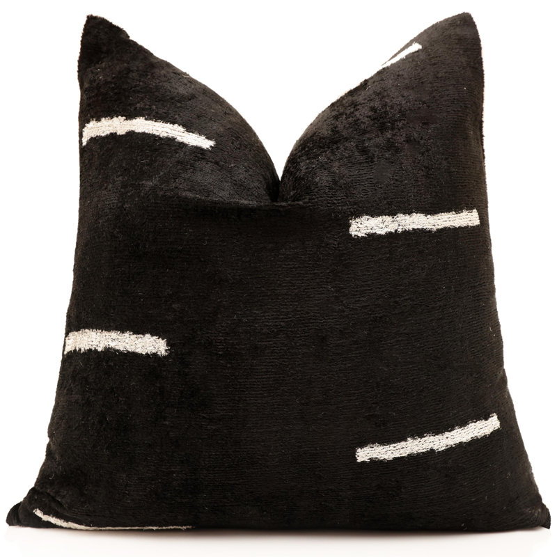 Coussin en velours de soie noir fait à la main 20 po x 20 po - Coussin de designer moderne et minimaliste
