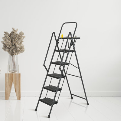 Escabeau pliable à 5 marches à hauteur réglable avec plateau à outils et larges pédales antidérapantes, mains courantes pratiques