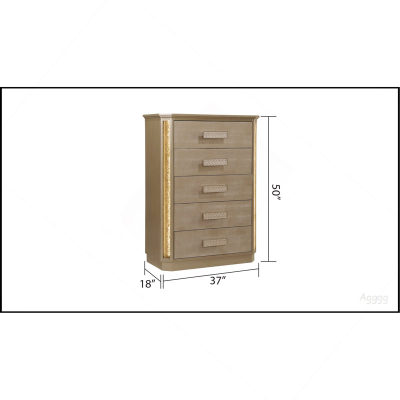 Commode Medusa en bois doré