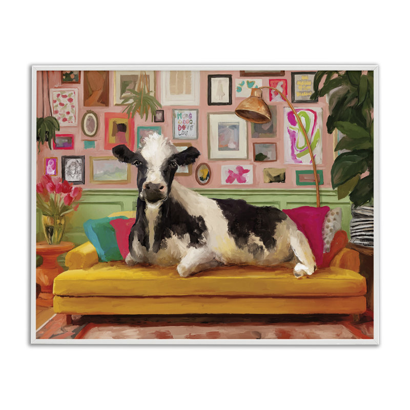 «Cow in Whimsical Maximalist House», estampe numérique, design par Kamdon Kreations, H 11 po x l 14 po
