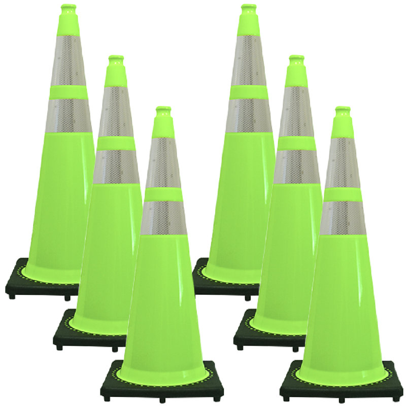 Cônes de circulation réfléchissants, Vert sécurité, H 36 po x l 14 po x P 14 po