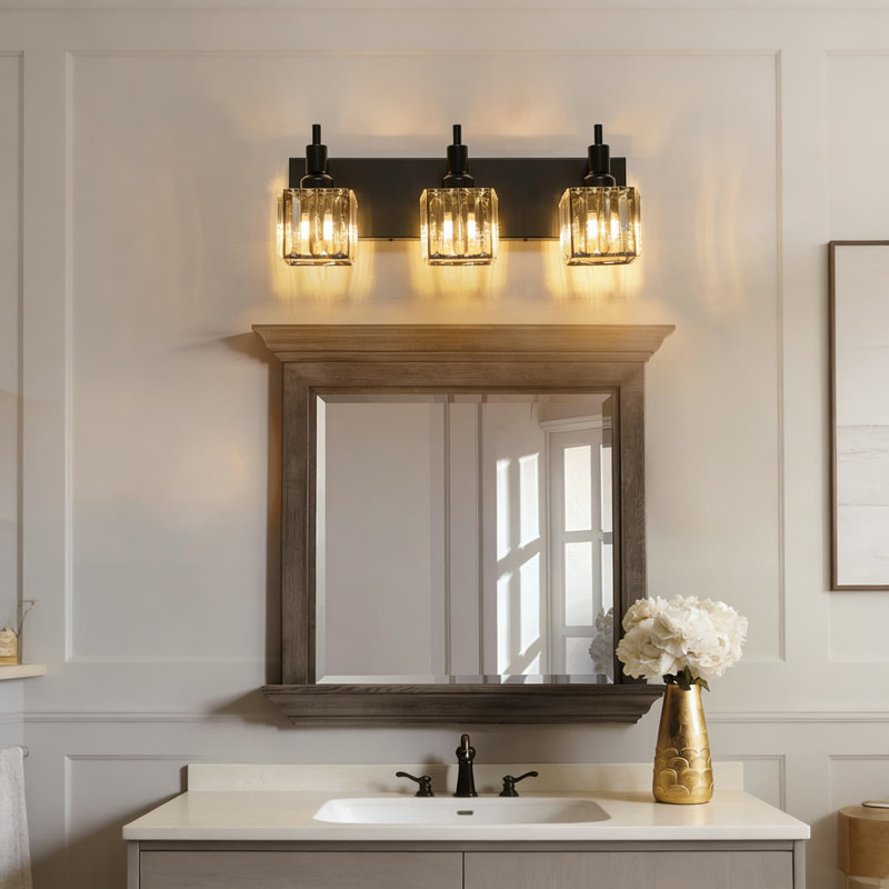 Luminaire de salle de bain moderne en cristal noir avec abat-jour carré, applique murale 3 lumières pour un éclairage miroir, design durable et élégant