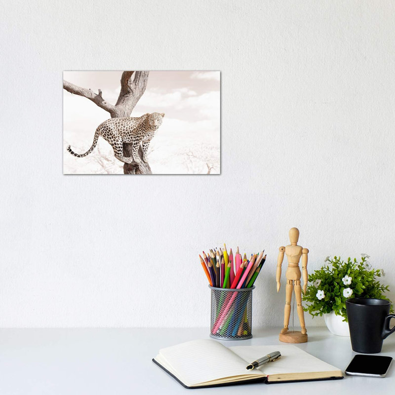 «Leopard» par Klaus Tiedge - impression d'art graphique, Toile tendue, H 8 po x l 12 po x P 0,75 po