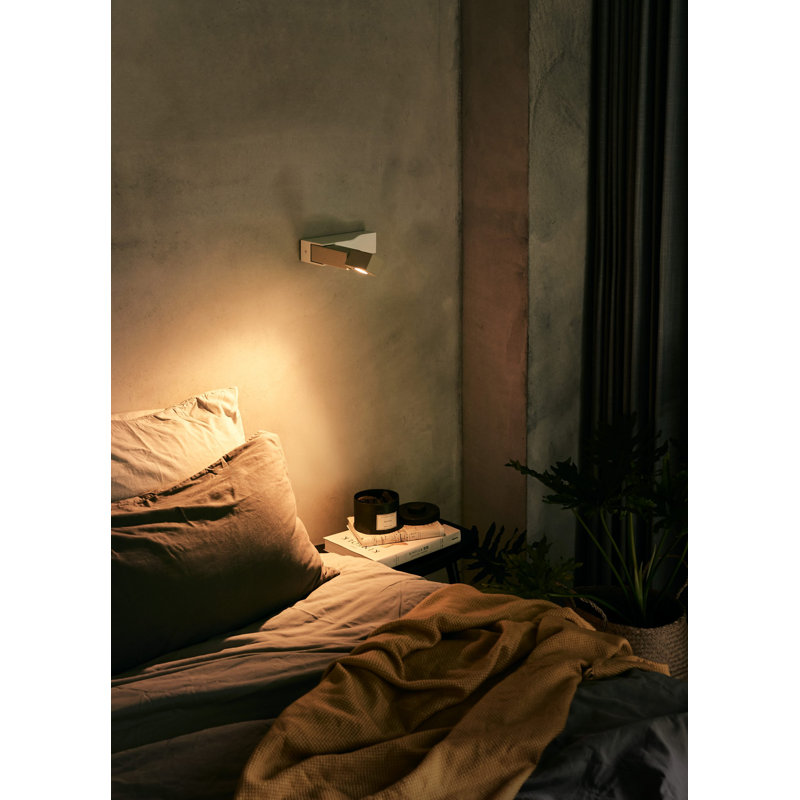 WÚ 1 - Light Armed Sconce, Oatmeal/Matte White