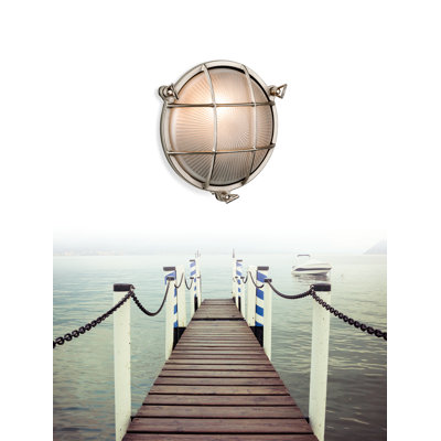 1 Light Outdoor Bulkhead Light
