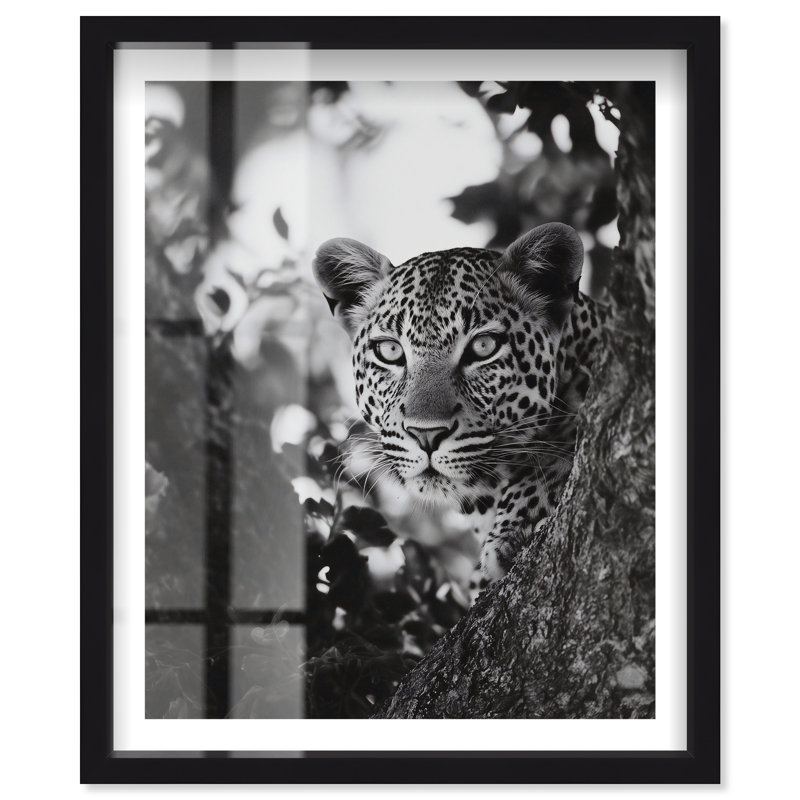 Art mural de salon Wild Cat I Shadowbox par Notoriart, cadre noir, 16 x 20, H 21 po x l 17 po, Cadre noir