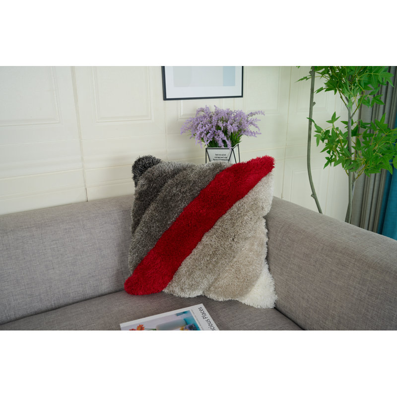 Coussin à poils longs 20 po x 20 po Mateos