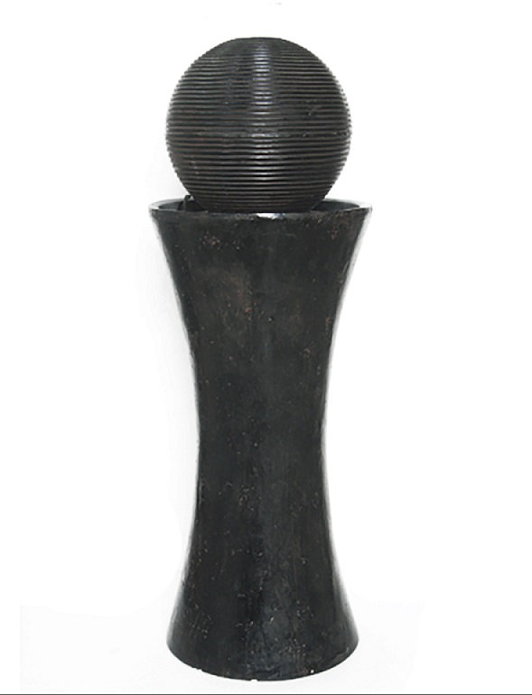 Fontaine d'extérieur 34,25 "à DEL avec sphère flottante noire