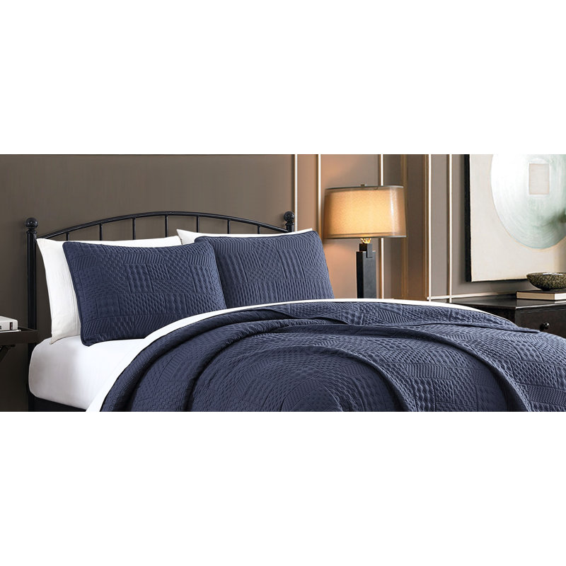 Ensemble de courtepointe réversible en microfibre Yardley, Bleu marine, Courtepointe très grand et 2 très grandes taies