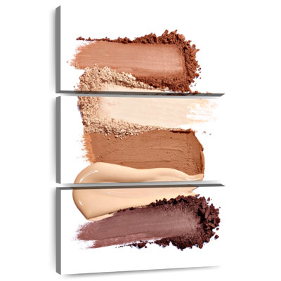 Maquillage crème et poudre