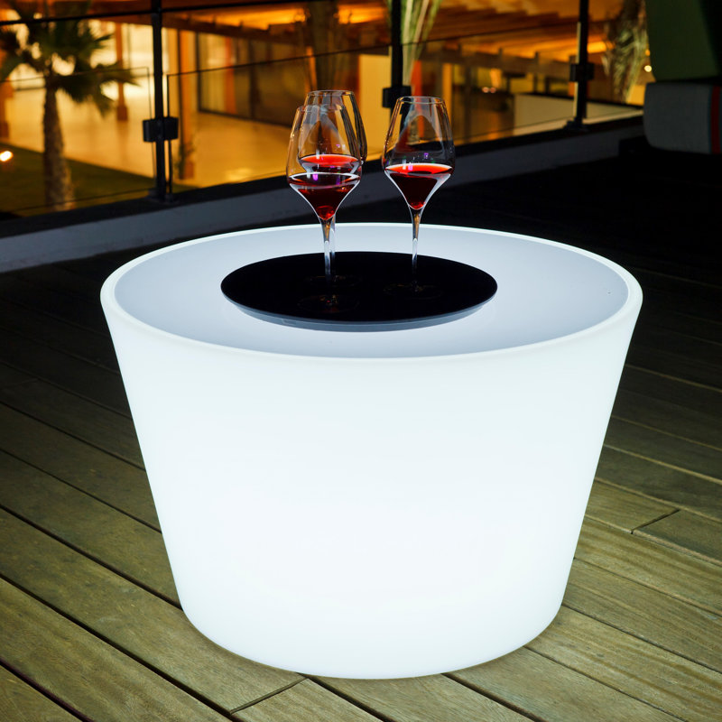 Bass Outdoor Round Coffee Table, 31" W x 31" L x 31.5" H