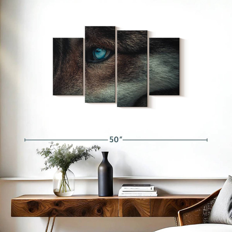 Loup aux yeux bleus Brampt, H 22 po x l 36 po