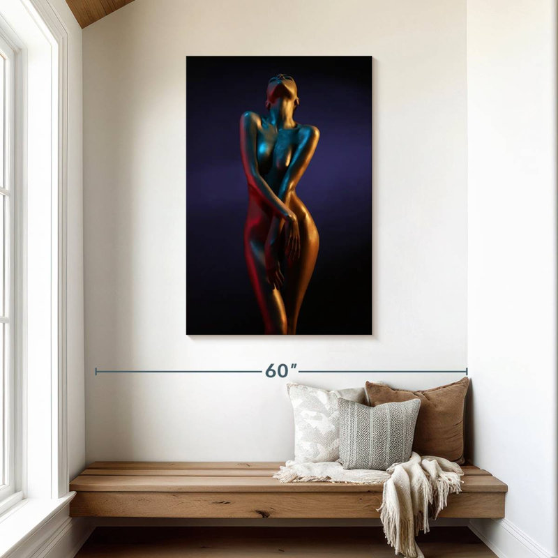 Femme dorée parfaite, H 45 po x l 30 po
