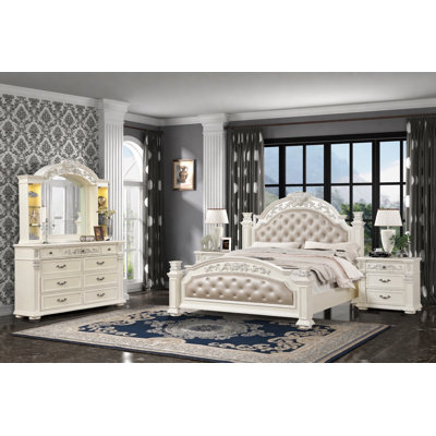 Lounette Platinum White 4-Piece Bedroom Set