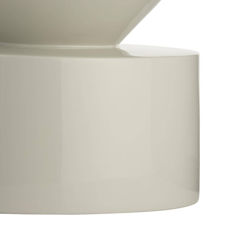 Uma Accent Table