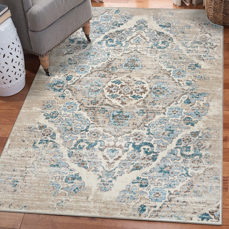 Mogos Oriental Indoor Rug, Rectangle 6'5" x 9'2"