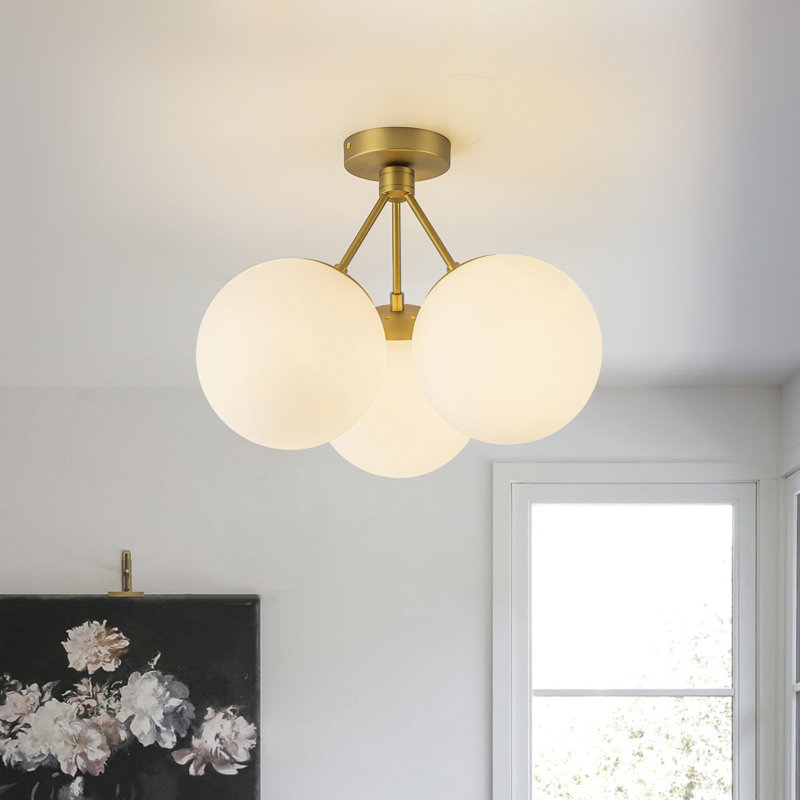 Plafonnier semi-encastré 3 lumières or brossé avec globes en verre laiteux